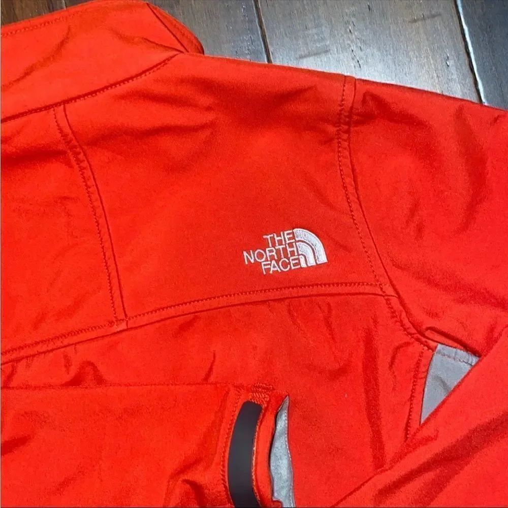 The North Face Jacket  - Picture 5 of 6